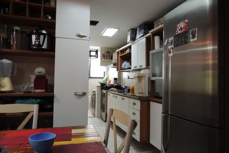 Apartamento à venda com 84m², 3 quartos e 1 vagaCozinha 