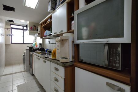 Apartamento à venda com 84m², 3 quartos e 1 vagaCozinha 