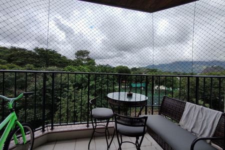 Apartamento à venda com 84m², 3 quartos e 1 vagaVaranda