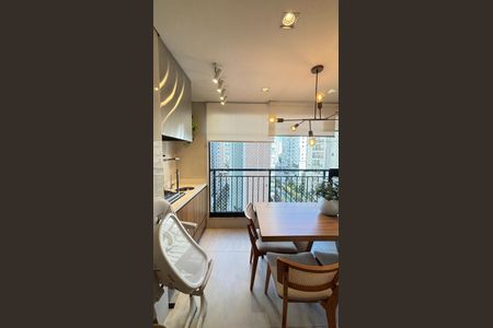 Apartamento à venda com 83m², 2 quartos e 2 vagasVaranda