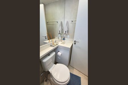Apartamento à venda com 83m², 2 quartos e 2 vagasBanheiro Social