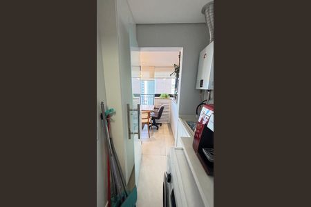 Apartamento à venda com 83m², 2 quartos e 2 vagasÁrea de Serviço