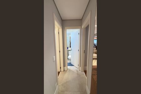 Apartamento à venda com 83m², 2 quartos e 2 vagasCorredor