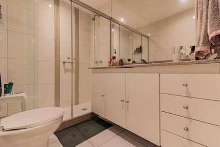 Apartamento à venda com 130m², 3 quartos e sem vagaBanheiro 1