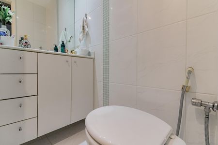 Apartamento à venda com 130m², 3 quartos e sem vagaBanheiro 2