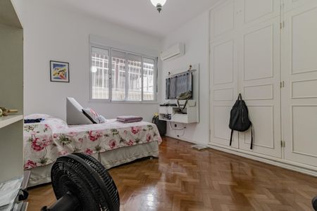 Apartamento à venda com 130m², 3 quartos e sem vagaQuarto 2