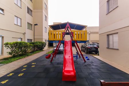 Apartamento para alugar com 44m², 2 quartos e sem vaga Apartamento para alugar com 44m², 2 quartos e sem vagaÁrea comum - Playground