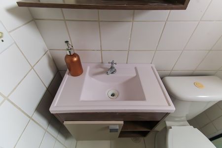 Apartamento para alugar com 44m², 2 quartos e sem vaga Apartamento para alugar com 44m², 2 quartos e sem vagaBanheiro