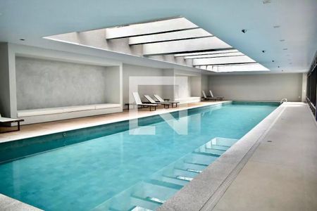 Studio para alugar com 26m², 1 quarto e sem vaga Studio para alugar com 26m², 1 quarto e sem vagaÁrea comum - Piscina