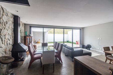 Apartamento para alugar com 200m², 3 quartos e 2 vagasSala de TV