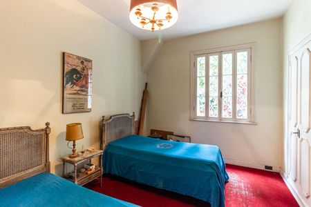 Casa à venda com 600m², 5 quartos e 5 vagasQuarto 1