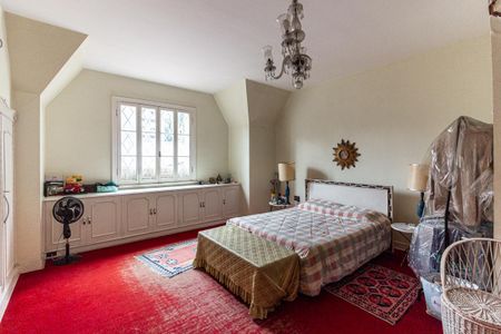 Casa à venda com 600m², 5 quartos e 5 vagas Suíte 1