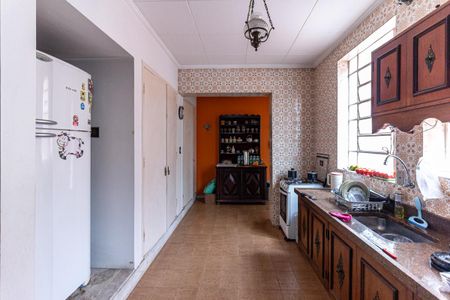 Casa à venda com 600m², 5 quartos e 5 vagasCozinha 2
