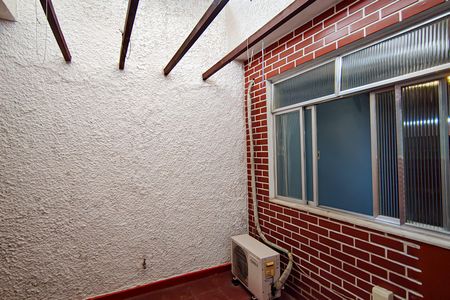 Casa à venda com 150m², 3 quartos e 2 vagasVaranda