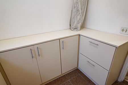 Casa à venda com 150m², 3 quartos e 2 vagasQuarto de Serviço