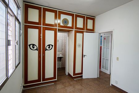 Casa à venda com 150m², 3 quartos e 2 vagasQuarto 2