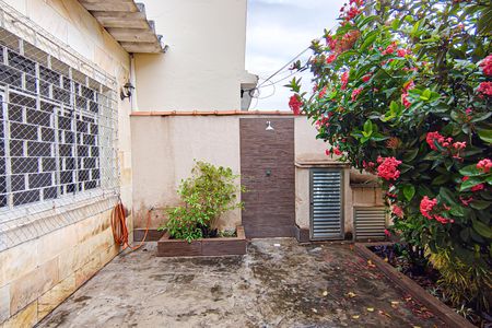 Casa à venda com 150m², 3 quartos e 2 vagasFrente da casa