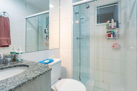 Apartamento à venda com 70m², 3 quartos e 2 vagasBanheiro