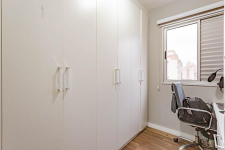 Apartamento à venda com 70m², 3 quartos e 2 vagasQuarto 2