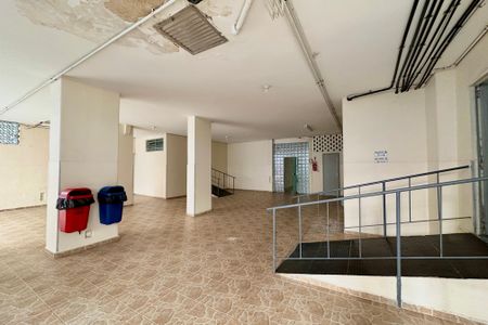 Apartamento à venda com 120m², 2 quartos e sem vagaÁrea comum