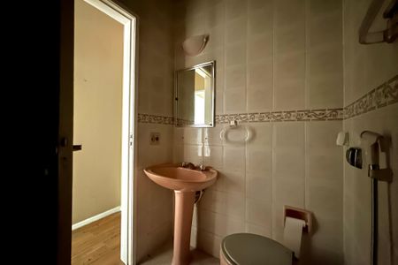 Apartamento à venda com 120m², 2 quartos e sem vagaBanheiro