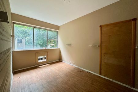 Apartamento à venda com 120m², 2 quartos e sem vagaSala