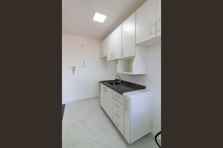Apartamento à venda com 48m², 2 quartos e 1 vaga Apartamento à venda com 48m², 2 quartos e 1 vagaCozinha