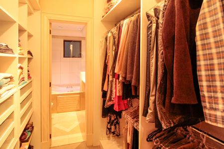 Apartamento à venda com 186m², 3 quartos e 5 vagasCloset da suíte 3