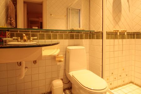 Apartamento à venda com 186m², 3 quartos e 5 vagasBanheiro da Suíte 2