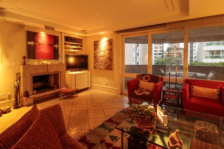 Apartamento à venda com 186m², 3 quartos e 5 vagasSala