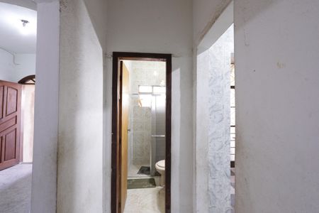 Casa à venda com 252m², 3 quartos e 2 vagasBanheiro Corredor