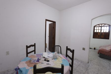 Casa à venda com 252m², 3 quartos e 2 vagasCozinha