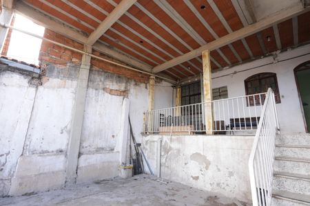 Casa à venda com 252m², 3 quartos e 2 vagasVaranda
