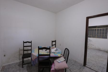 Casa à venda com 252m², 3 quartos e 2 vagasCozinha