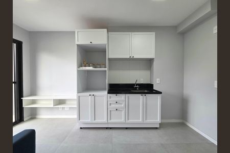 Apartamento à venda com 27m², 1 quarto e sem vaga Apartamento à venda com 27m², 1 quarto e sem vagaSala/Cozinha
