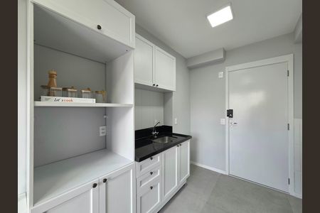 Apartamento à venda com 27m², 1 quarto e sem vaga Apartamento à venda com 27m², 1 quarto e sem vagaSala/Cozinha