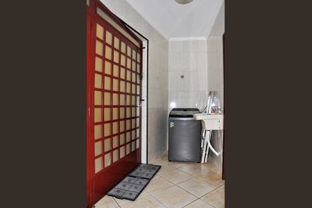 Casa à venda com 110m², 3 quartos e 3 vagasÁrea de Serviço