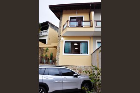 Casa à venda com 110m², 3 quartos e 3 vagasGaragem