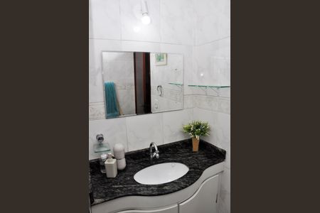 Casa à venda com 110m², 3 quartos e 3 vagasBanheiro da Suíte