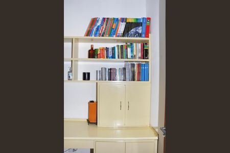 Casa à venda com 110m², 3 quartos e 3 vagasEscritório