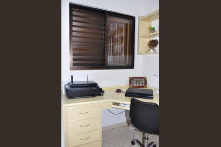 Casa à venda com 110m², 3 quartos e 3 vagasEscritório