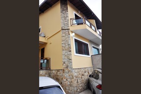 Casa à venda com 110m², 3 quartos e 3 vagasGaragem