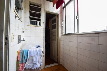 Apartamento à venda com 93m², 3 quartos e 2 vagas Apartamento à venda com 93m², 3 quartos e 2 vagasÁrea de Serviço