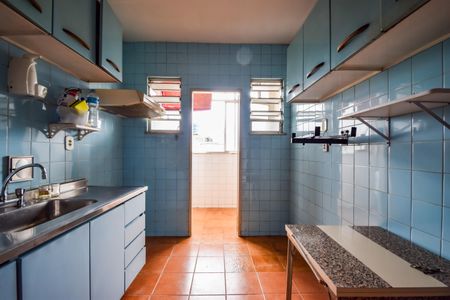 Apartamento à venda com 93m², 3 quartos e 2 vagas Apartamento à venda com 93m², 3 quartos e 2 vagasCozinha