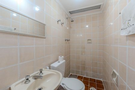 Banheiro de apartamento para alugar com 1 quarto, 39m² em Bela Vista, São Paulo