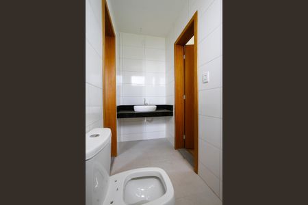 Apartamento à venda com 82m², 3 quartos e 2 vagasBanheiro - Semi suíte