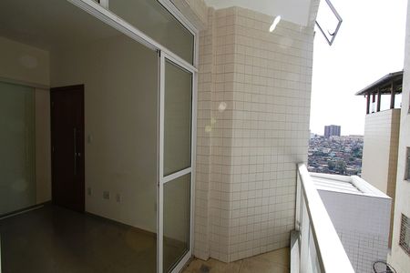 Apartamento à venda com 82m², 3 quartos e 2 vagasVaranda da Sala