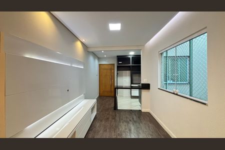Apartamento para alugar com 110m², 2 quartos e 2 vagasSala