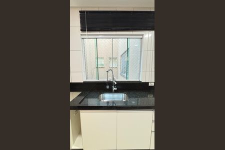 Apartamento para alugar com 110m², 2 quartos e 2 vagasCozinha