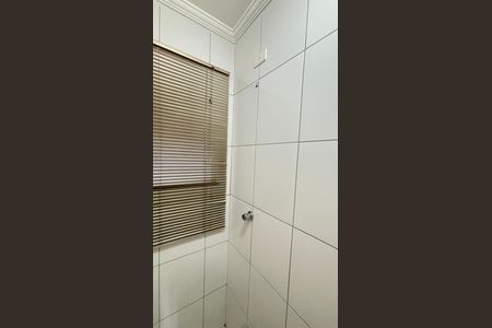 Apartamento para alugar com 110m², 2 quartos e 2 vagasBanheiro